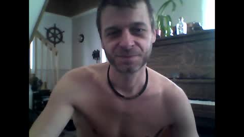MaxTheWolf online show from 03/01/25, 02:55