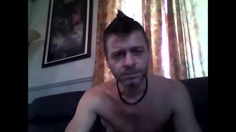 MaxTheWolf online show from 10/18/25, 02:51