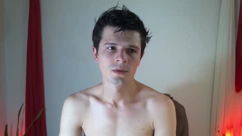 Snapshot of maxtopboy chatting on 12/14/24, 04:23 Max online show from 12/14/24, 04:23