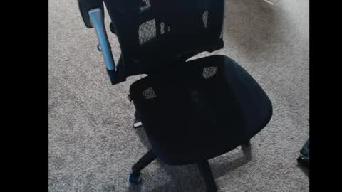 max online show from 12/21/25, 05:36