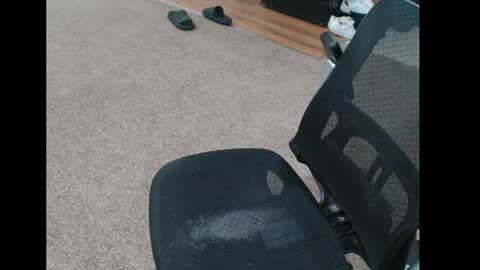 max online show from 02/15/26, 06:32