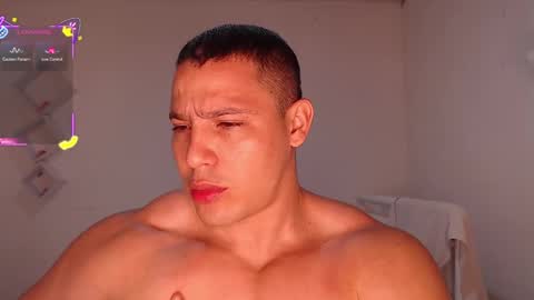 Max online show from 10/04/25, 02:48