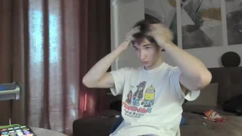 Snapshot of maxwellchik chatting on 09/29/25, 10:42 maxwellchik online show from 09/29/25, 10:42