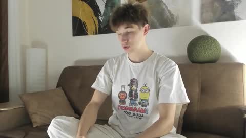 Snapshot of maxwellchik chatting on 10/01/25, 03:40 maxwellchik online show from 10/01/25, 03:40