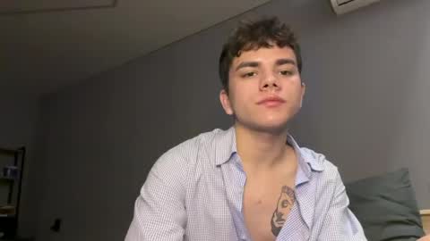 Snapshot of maxwoolf chatting on 04/29/26, 05:30 Max online show from 04/29/26, 05:30