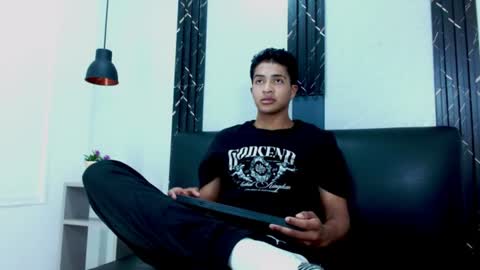 Snapshot of maxwyatt_1 chatting on 07/03/26, 06:47 Max Wyatt online show from 07/03/26, 06:47