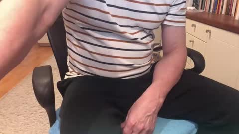 Max online show from 02/10/26, 07:01