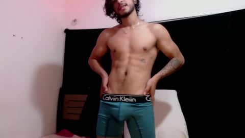 Snapshot of maxximus_10 chatting on 12/21/24, 05:47 maxximus_10 online show from 12/21/24, 05:47