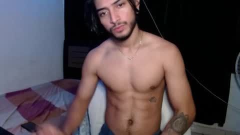 Snapshot of maxximus_10 chatting on 12/31/24, 06:27 maxximus_10 online show from 12/31/24, 06:27