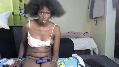 maxxinepetite online show from 02/16/25, 11:26