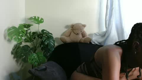 maxxinepetite online show from 10/24/25, 10:44