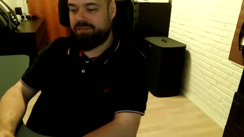 Snapshot of maxxx_dk chatting on 08/10/26, 07:12 Max online show from 08/10/26, 07:12