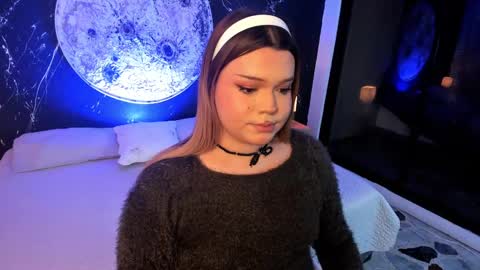 Maxine Minx online show from 10/08/25, 05:49