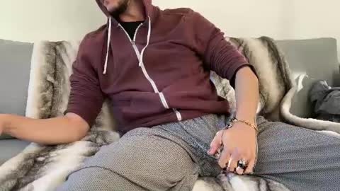 Snapshot of maxxxurbate chatting on 12/27/24, 12:01 MaxXxurbate online show from 12/27/24, 12:01