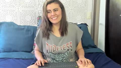 Victoria online show from 01/30/25, 08:53