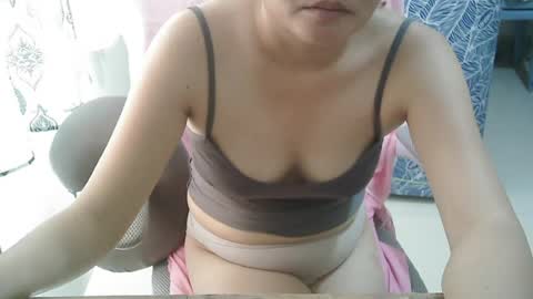 Snapshot of may171822 chatting on 06/28/26, 02:06 may online show from 06/28/26, 02:06