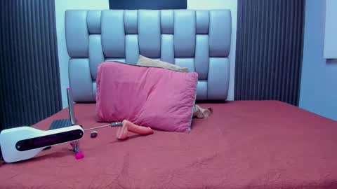 MAY online show from 03/25/26, 12:22