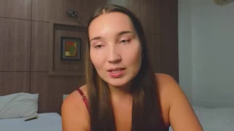 Snapshot of may_dani chatting on 02/07/26, 09:46 Dani and May online show from 02/07/26, 09:46