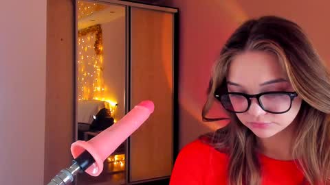 May Flower online show from 01/20/25, 01:11