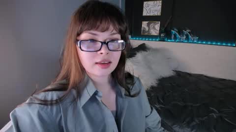 Maya online show from 03/25/26, 02:12