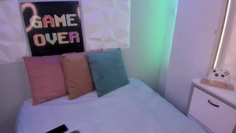 Maya online show from 01/15/26, 12:10