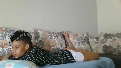 maya online show from 10/21/25, 08:20