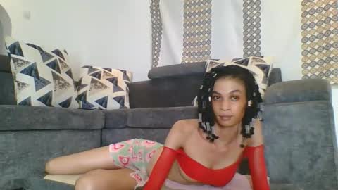 Snapshot of maya_dol chatting on 04/24/26, 09:06 maya online show from 04/24/26, 09:06