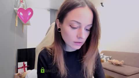 Maya online show from 12/15/25, 03:27