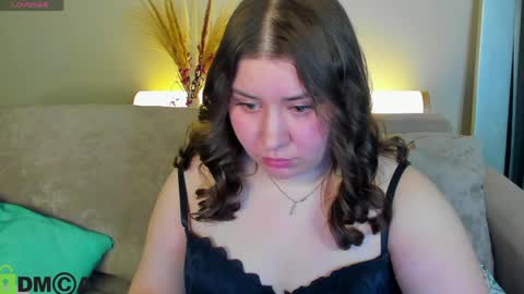 Snapshot of maya_raay chatting on 04/10/26, 01:11 Maya online show from 04/10/26, 01:11