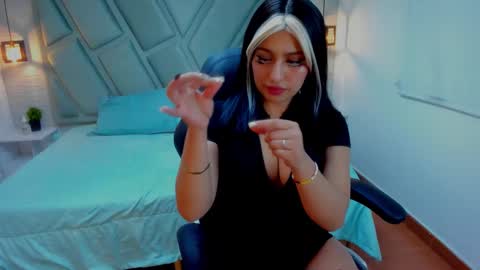 Maya online show from 03/11/26, 03:34