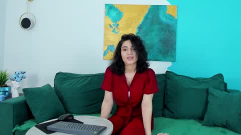 Maya online show from 01/22/25, 08:49