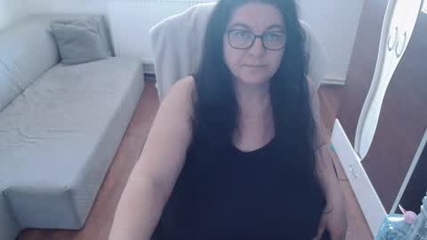 Maya online show from 04/01/26, 10:38