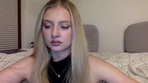 Snapshot of mayaflirt chatting on 02/05/26, 05:28 mayaflirt online show from 02/05/26, 05:28