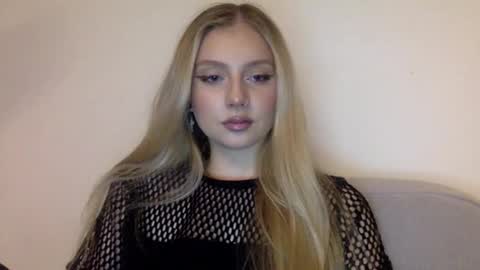 Snapshot of mayaflirt chatting on 02/25/26, 08:40 mayaflirt online show from 02/25/26, 08:40