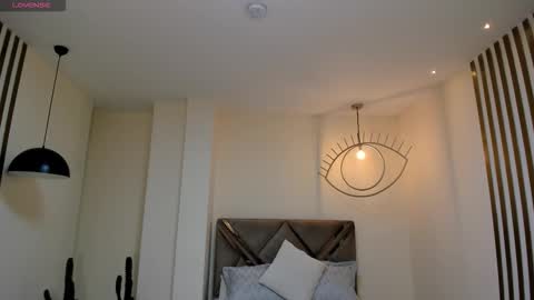 M A Y A    H O F F M A N online show from 03/03/26, 11:16