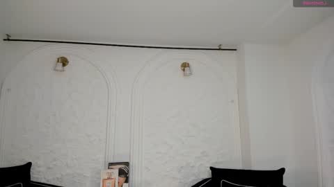 Maya online show from 02/15/26, 04:09