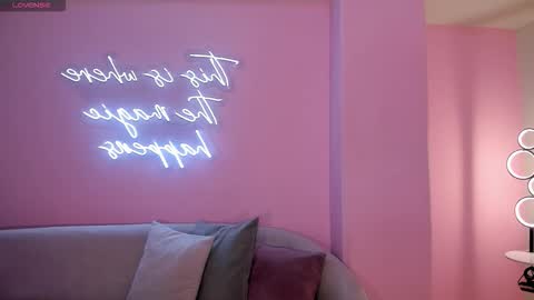 Maya online show from 03/22/26, 03:32