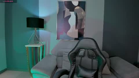 Snapshot of mayamoretti chatting on 07/13/26, 08:22 Maya online show from 07/13/26, 08:22