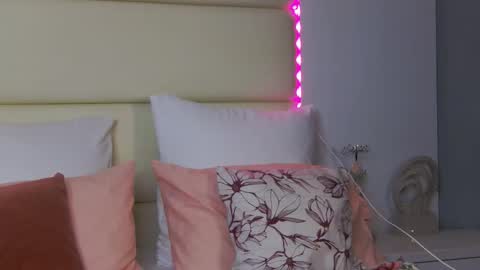 Maya online show from 03/05/26, 09:22