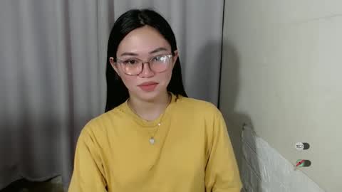 Snapshot of mayasally_ chatting on 12/29/24, 06:35 mayasally_ online show from 12/29/24, 06:35