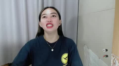 Snapshot of mayasally_ chatting on 01/30/25, 06:03 mayasally_ online show from 01/30/25, 06:03