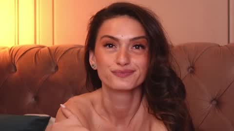 Snapshot of mayavixxen chatting on 01/21/25, 06:33 MayaVixxen online show from 01/21/25, 06:33