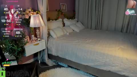 Mia GMT2 Mon 3-9 AM Tue 3-9 AM Wed 3-9 AMThur 10 AM - 4 PM  Fri 3-9 AM Sat 3-9 AM Sun 3-9 AM. online show from 12/21/25, 01:02