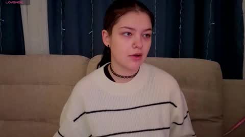 Snapshot of maybellspitz chatting on 01/10/26, 08:10 Lalli online show from 01/10/26, 08:10