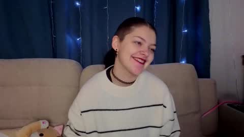 Snapshot of maybellspitz chatting on 01/11/26, 08:14 Lalli online show from 01/11/26, 08:14