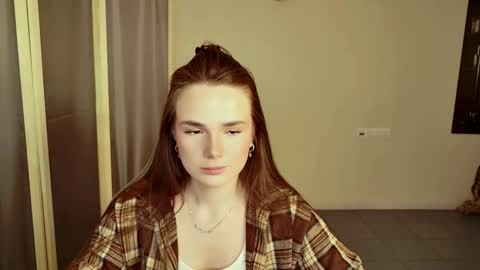 maybloom_ online show from 03/13/26, 01:18