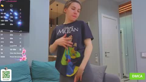 My name Casey  online show from 10/30/25, 05:09