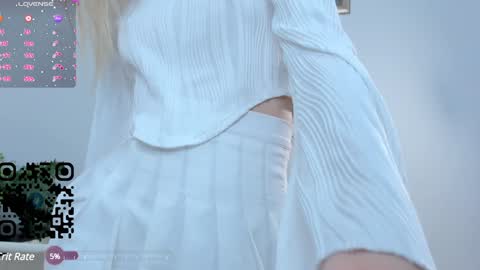 Snapshot of maydaguy chatting on 12/19/24, 12:56 Megan online show from 12/19/24, 12:56