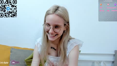 Snapshot of maydaguy chatting on 01/26/25, 06:28 Megan online show from 01/26/25, 06:28