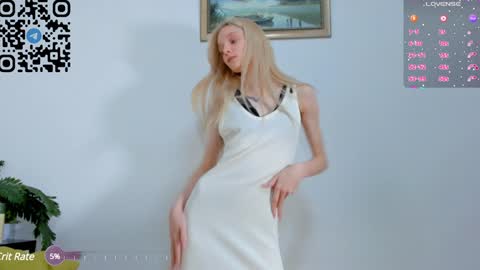 Snapshot of maydaguy chatting on 02/03/25, 01:51 Megan online show from 02/03/25, 01:51